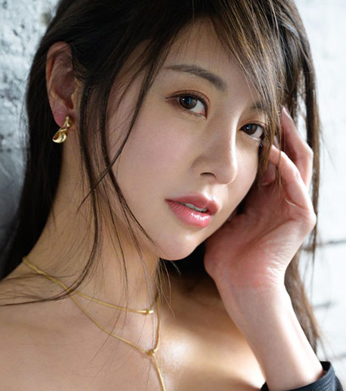 润露露(潤うるる)个人资料照片